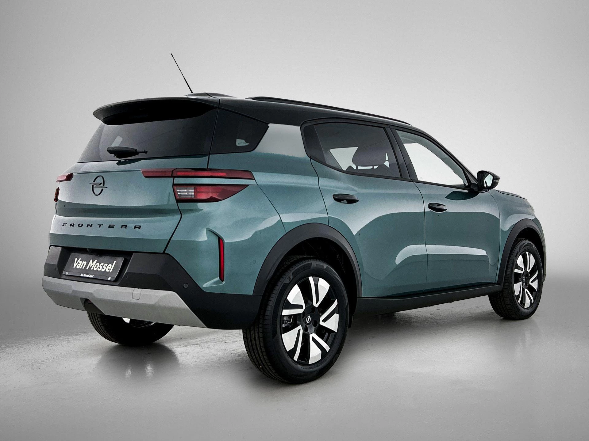 Opel-Frontera-image-3