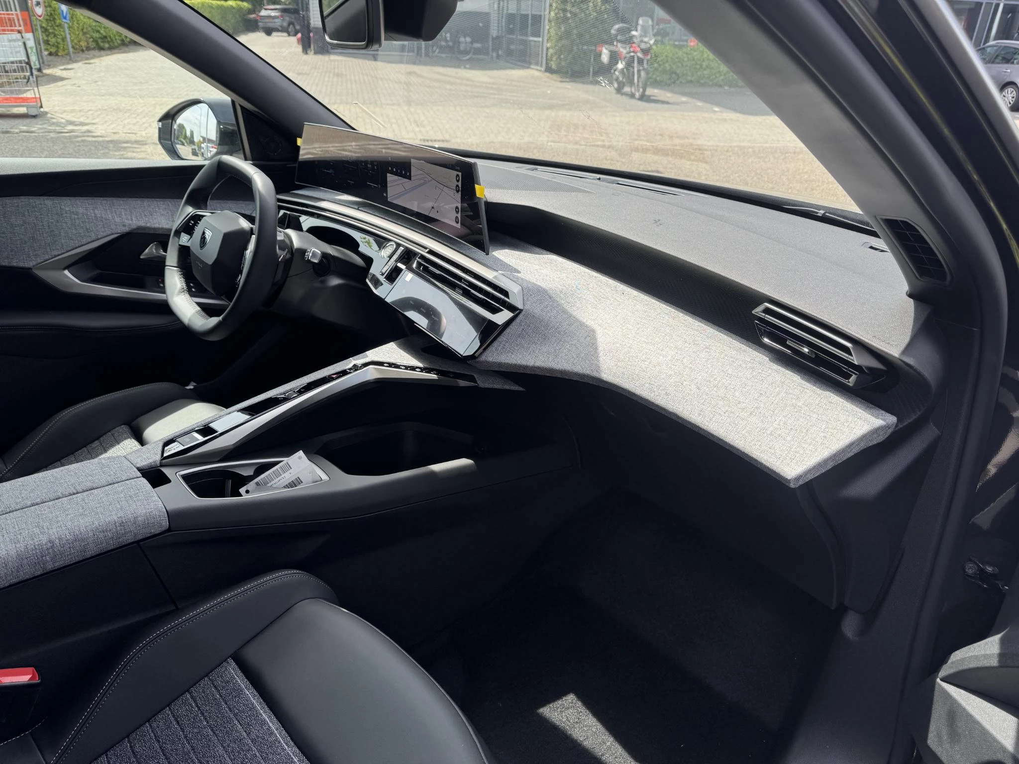 Peugeot-5008-image-15