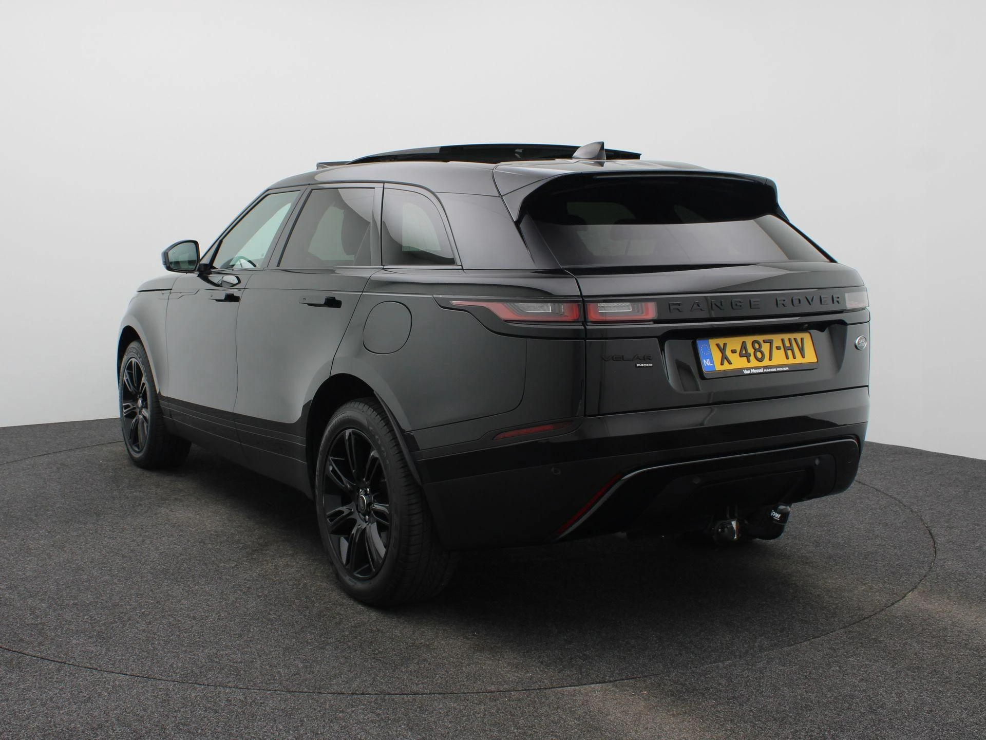 Land Rover-Range Rover Velar-image-1
