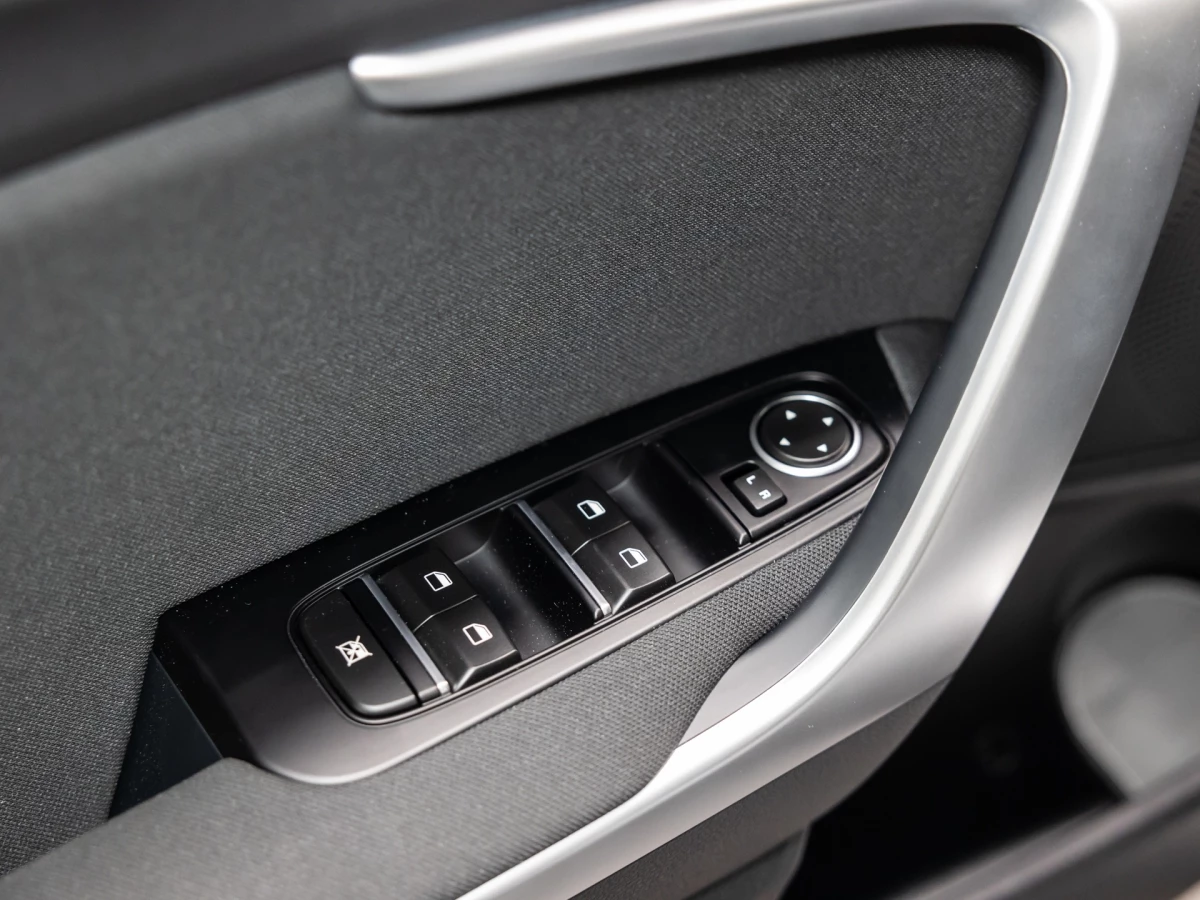 Kia Ceed Edition 7 1.0 T-GDI | FSE | AC | GRA