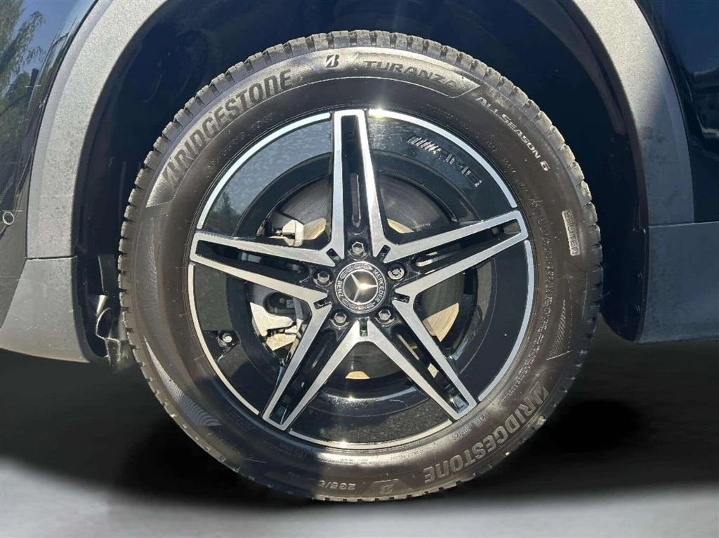 Mercedes-Benz-EQB-image-9