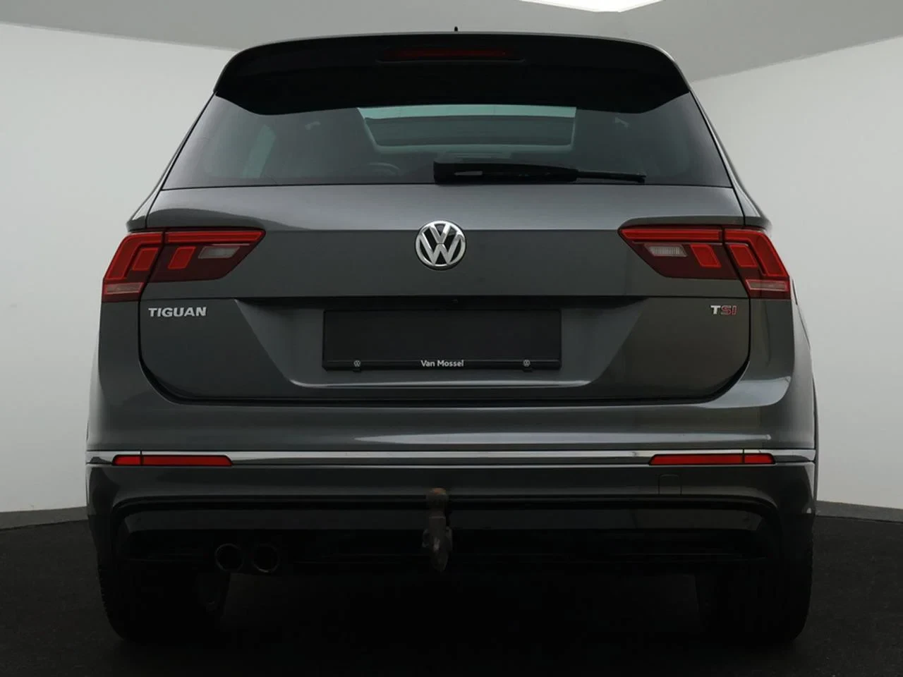 Volkswagen Tiguan Tiguan 1.4TSI 150PK *PANODAK*TREKHAAK*LEDER*PDC*ACC*NAVI*APP-CONNECT*MEMORY SEATS*...*