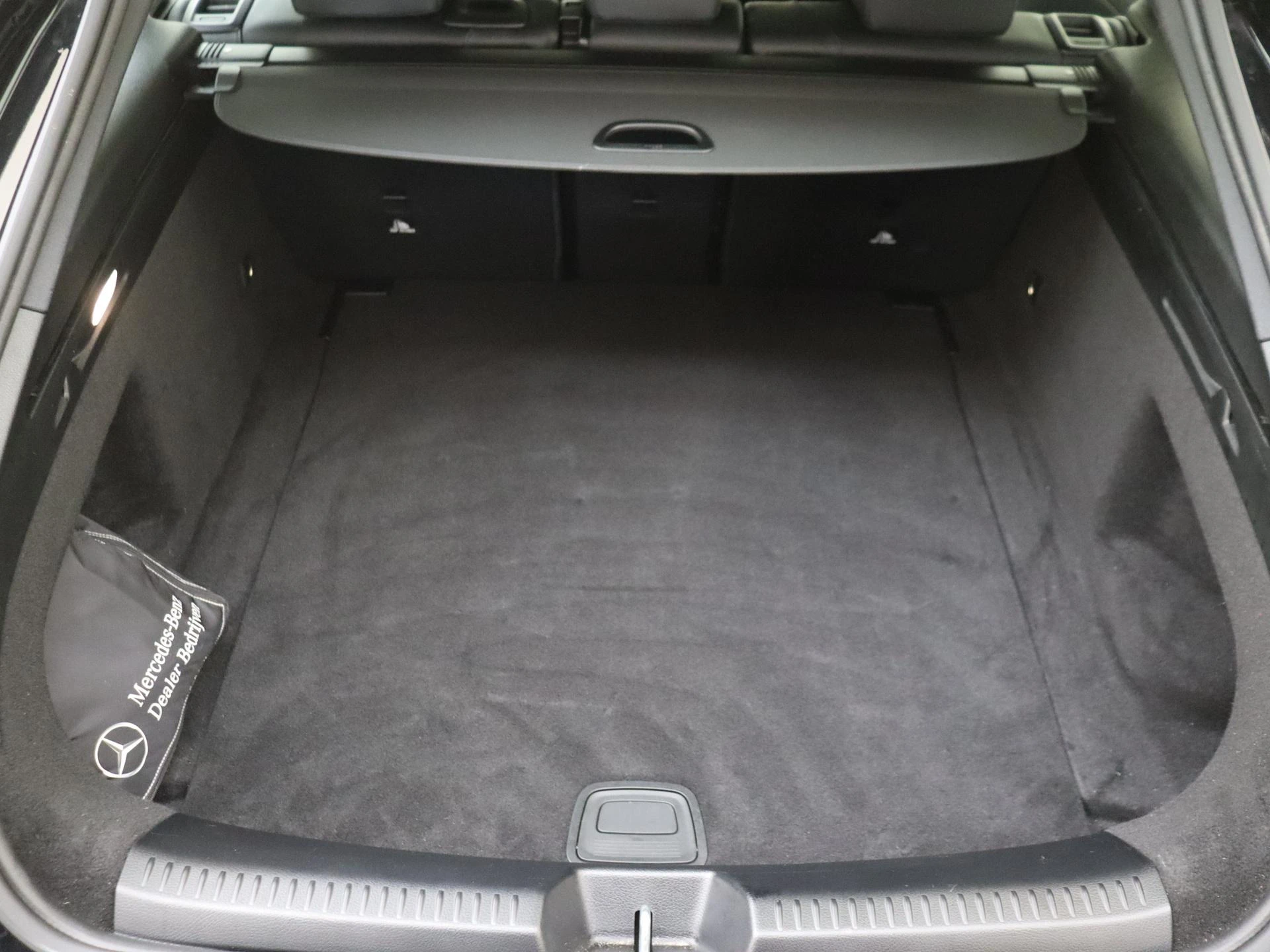 Mercedes-Benz-CLA-image-30