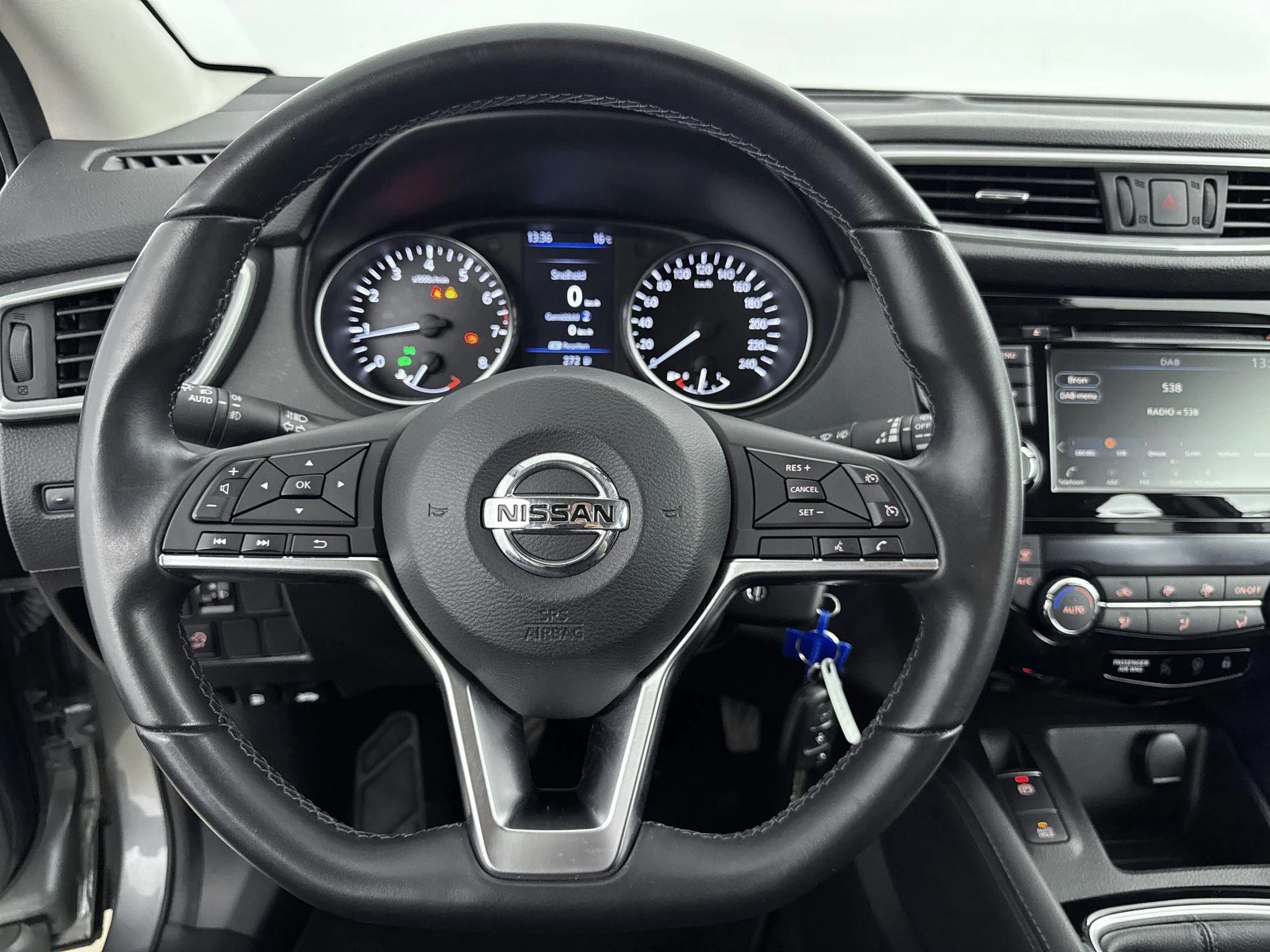 Nissan-QASHQAI-image-19