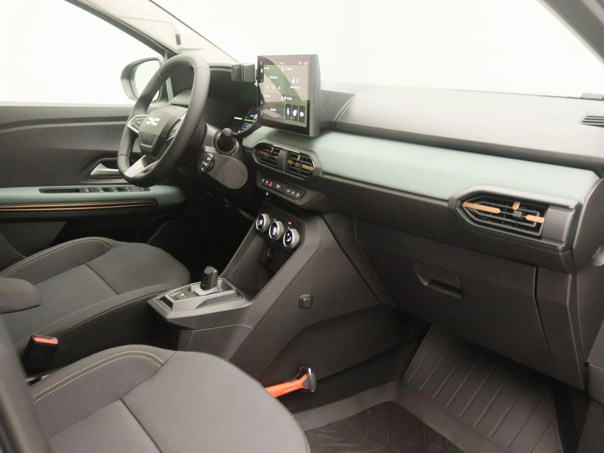Dacia-Sandero Stepway-image-21