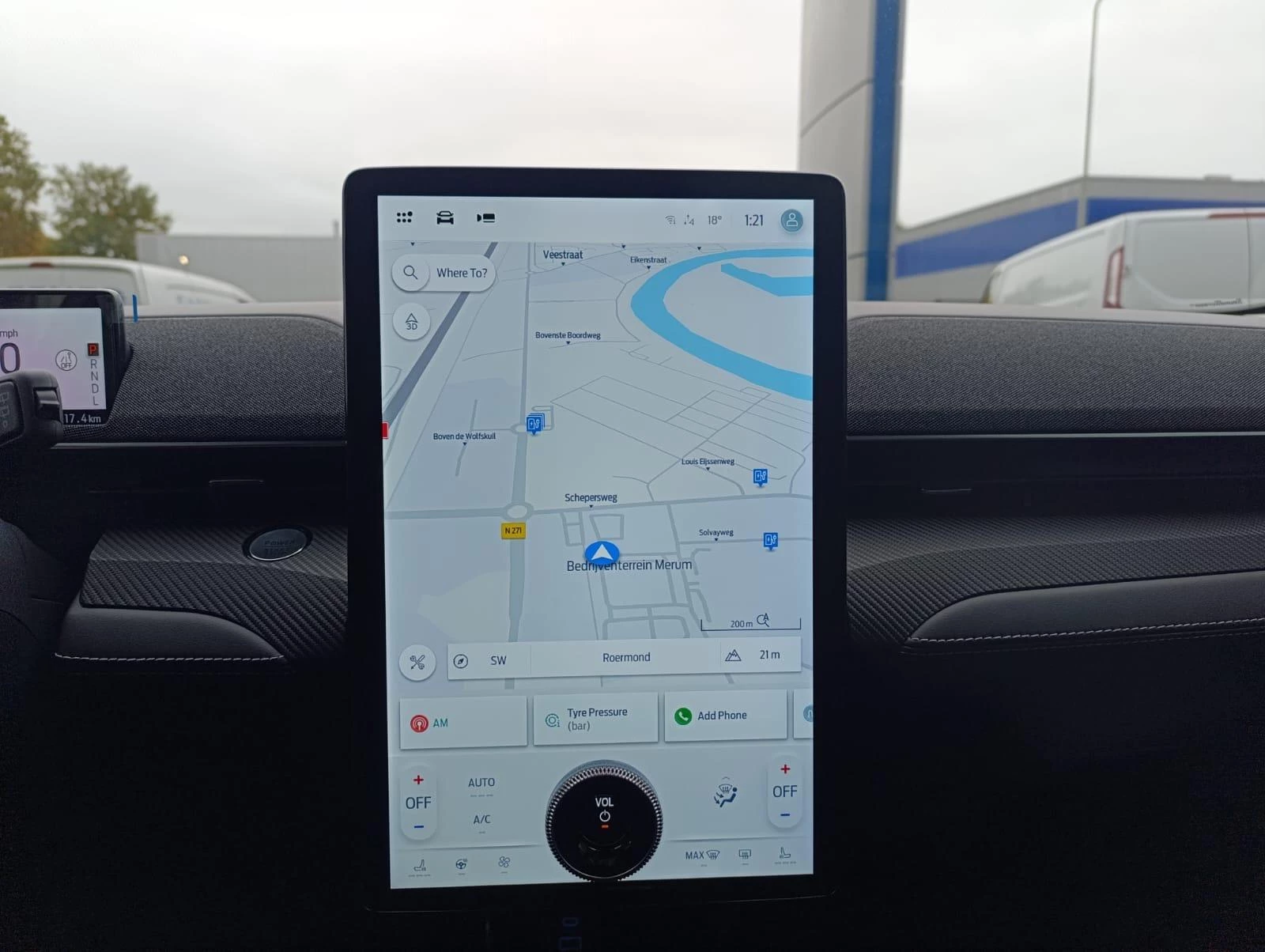 Ford-Mustang Mach-E-image-25