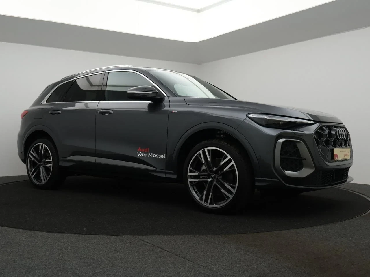 Audi-Q5-image-2
