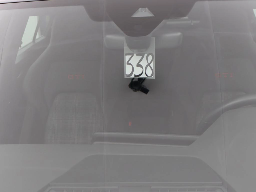 Volkswagen Golf VIII GTI Golf 2.0TSI GTI *SPORTZETELS*CRUISE*VIRTUAL COCKPIT*PDC*APP-CONNECT*KEYLESS GO*LED*...*