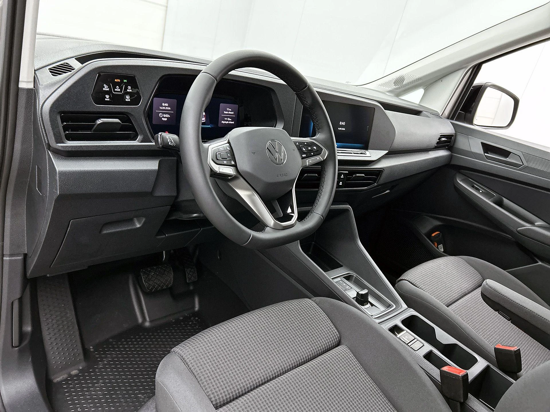 Volkswagen-Caddy-image-19
