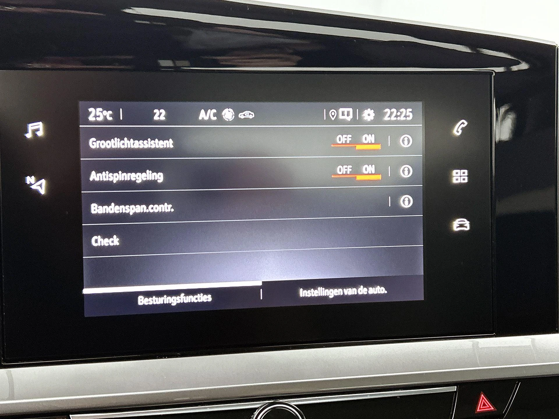 Opel Mokka-e Elegance 50-kWh 11kw bl.