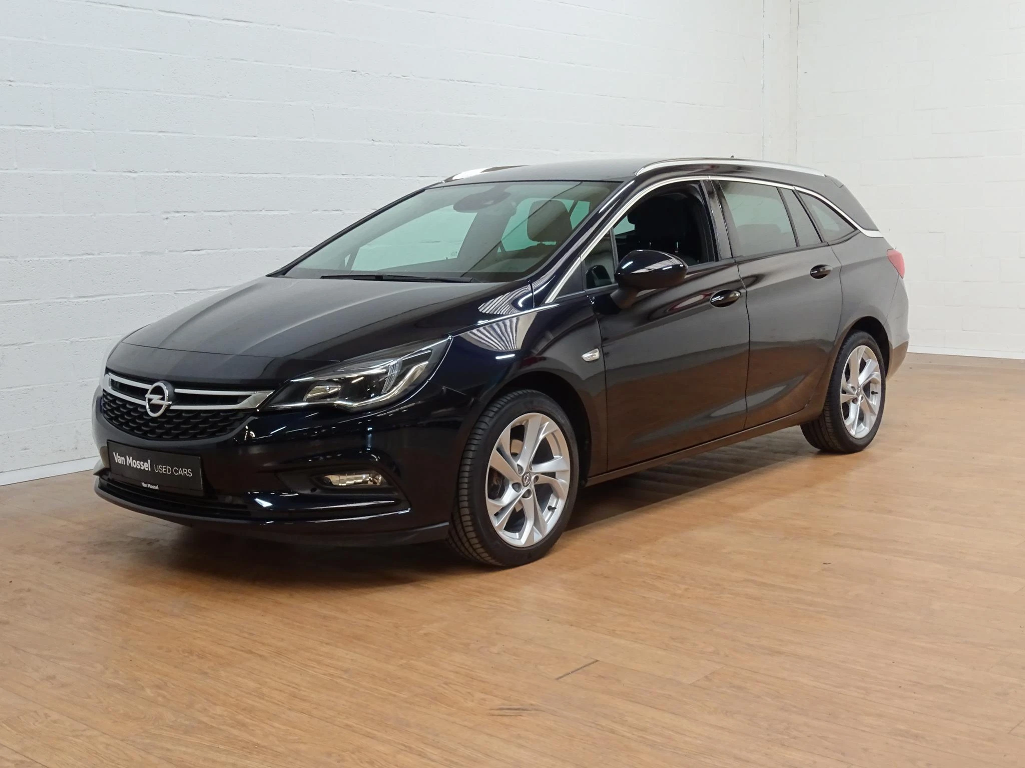 Opel-Astra-image-4