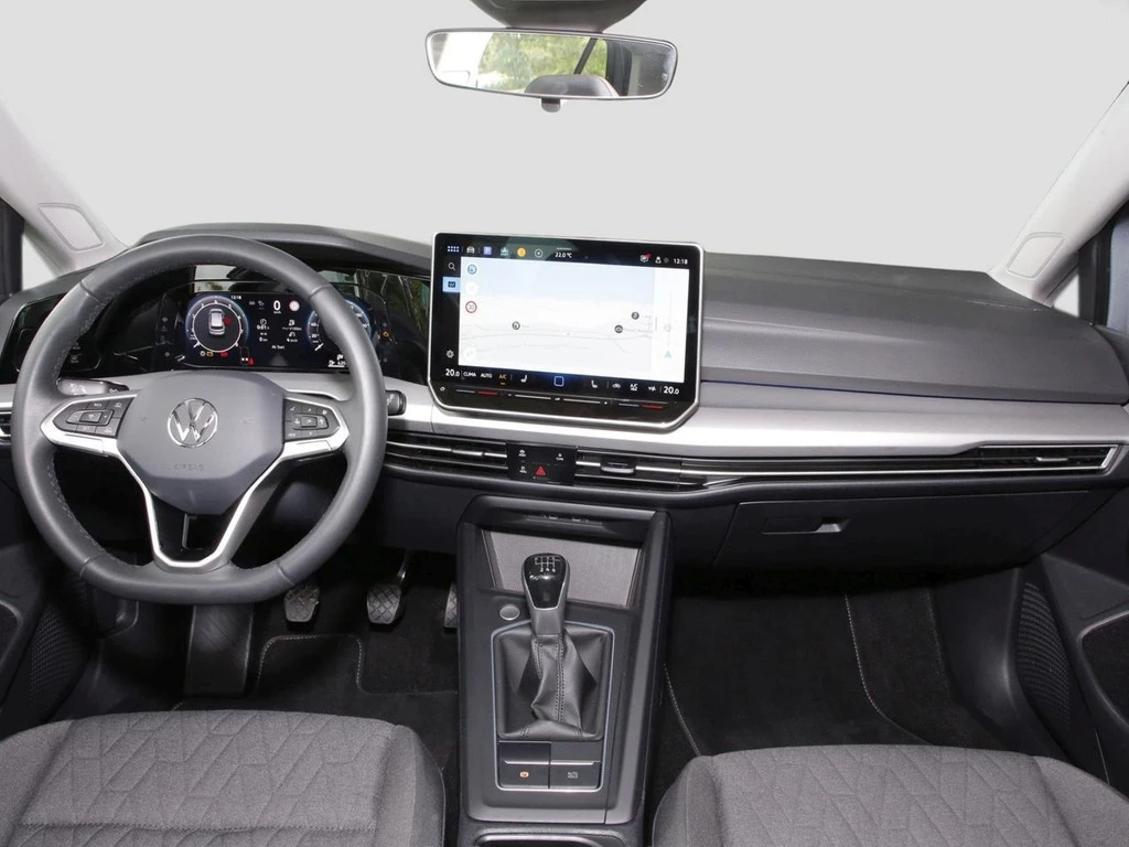 Volkswagen-Golf-image-11