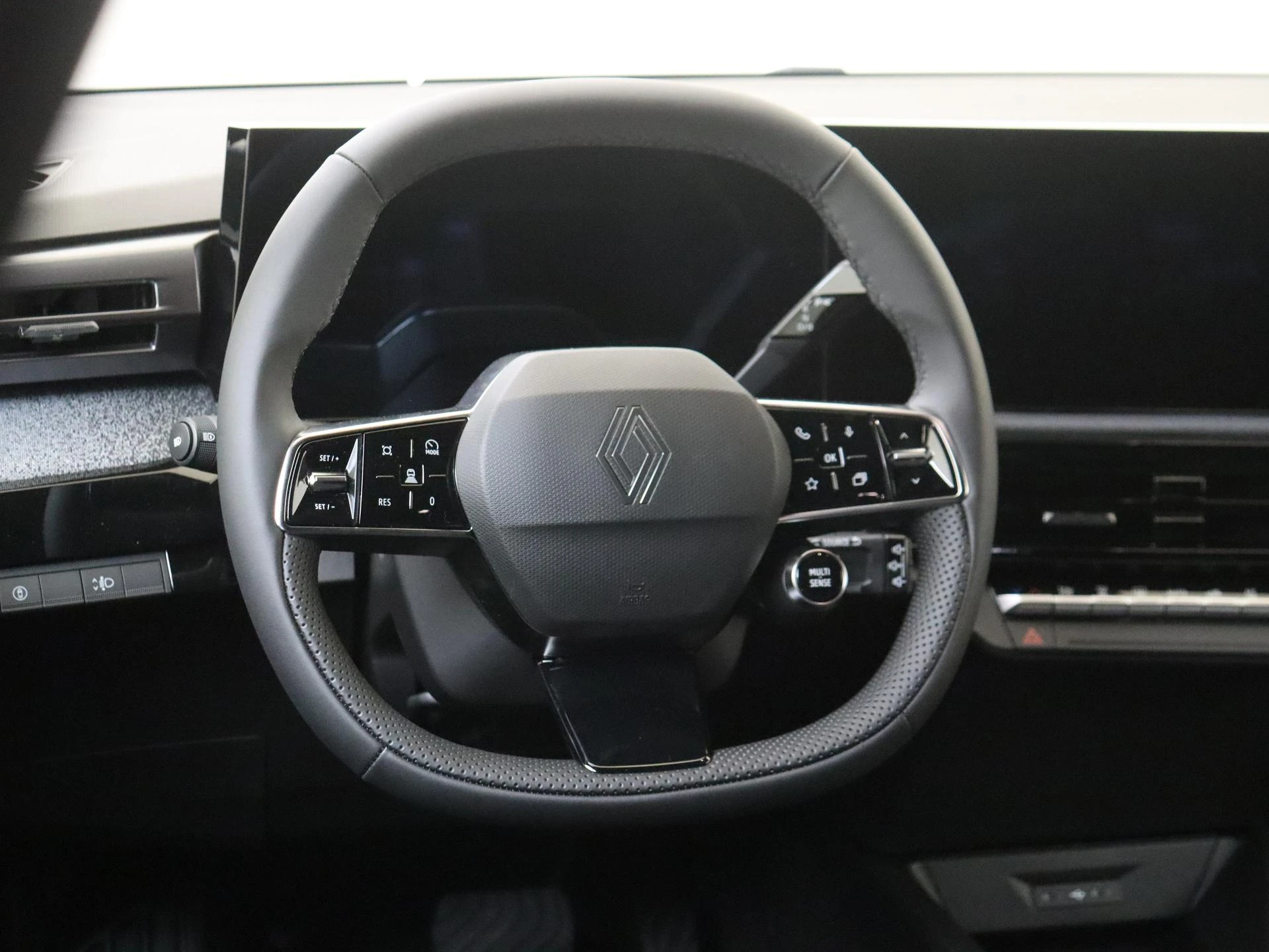 Renault-Clio-image-9