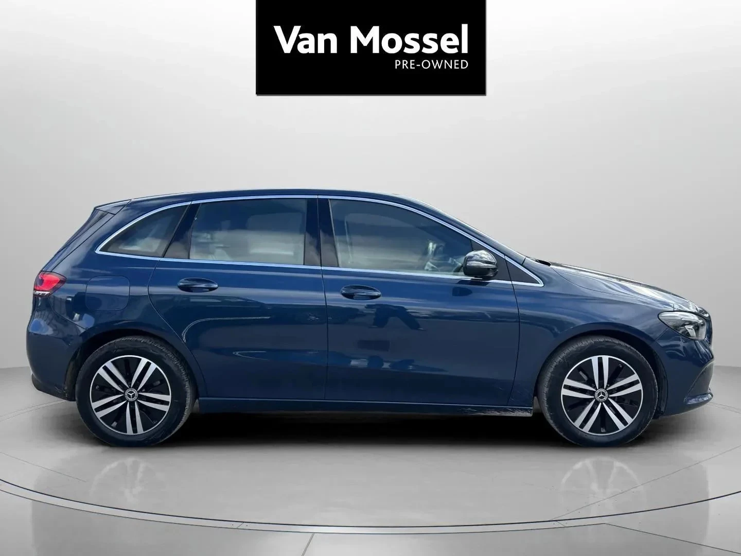 Mercedes-Benz-B-Klasse-image-3