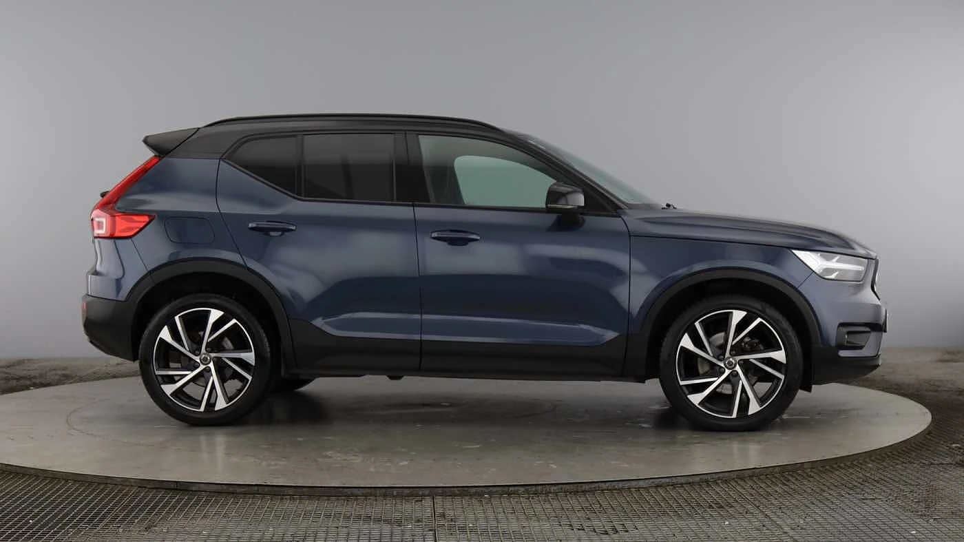 Volvo-XC40-image-1