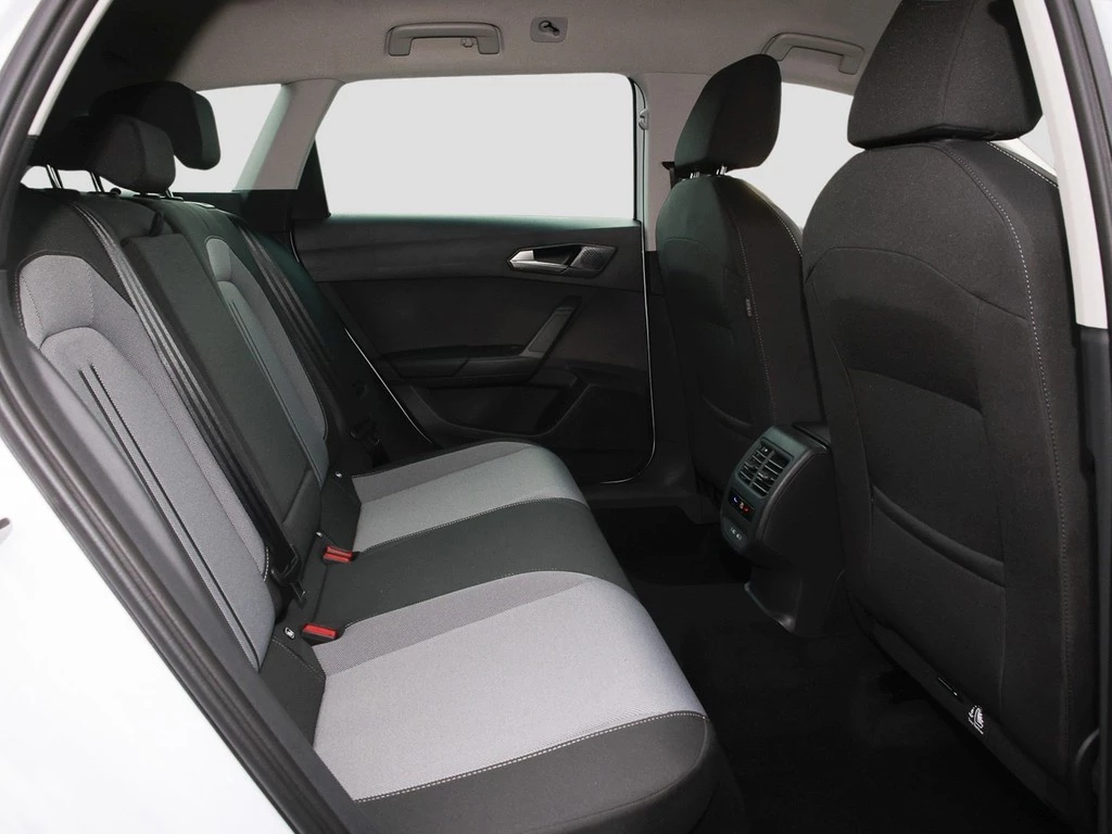SEAT Leon Sportstourer RE 1.5eTSI 7-Gang-DSG SAL
