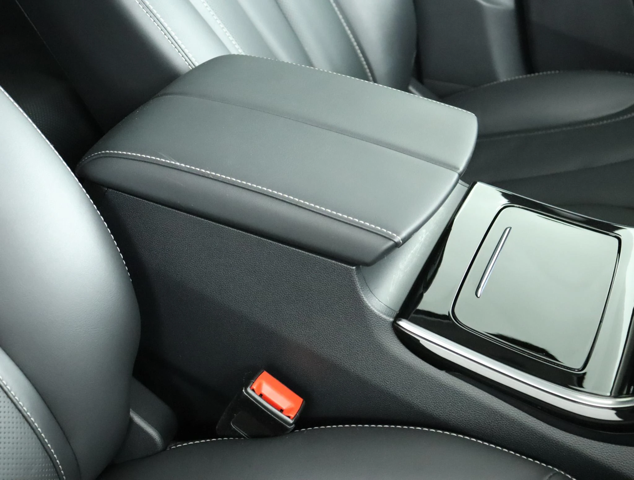 MG Marvel R AWD Performance 70 kWh