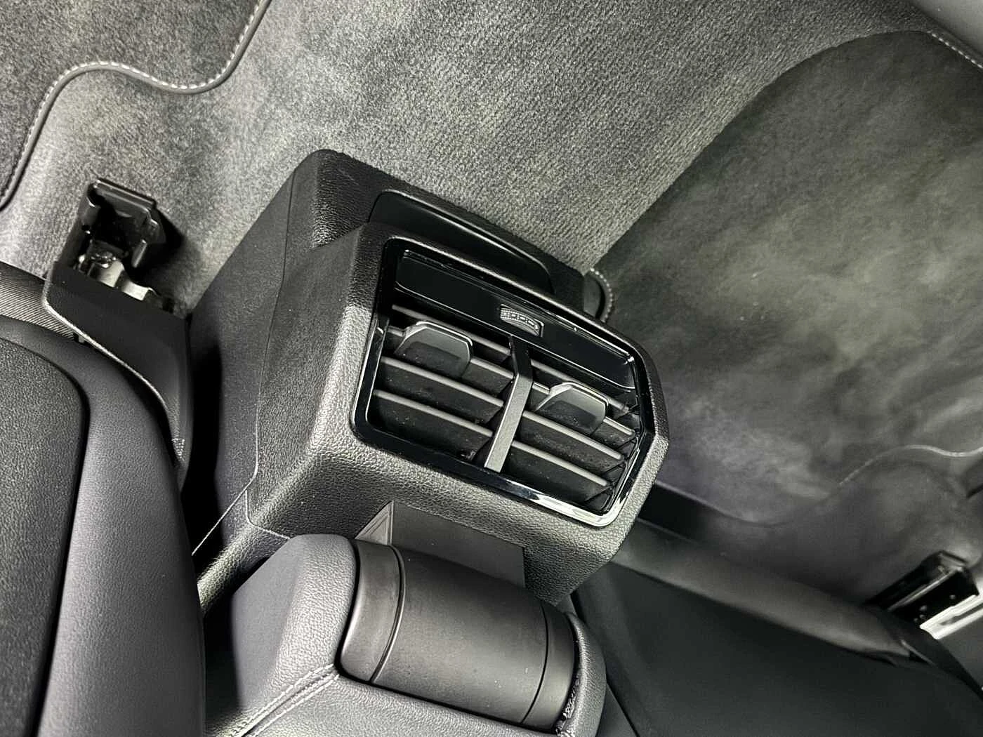 Audi-Q3-image-15