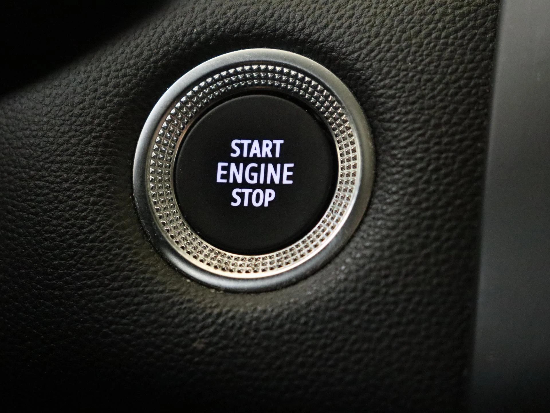 Renault-Captur-image-19