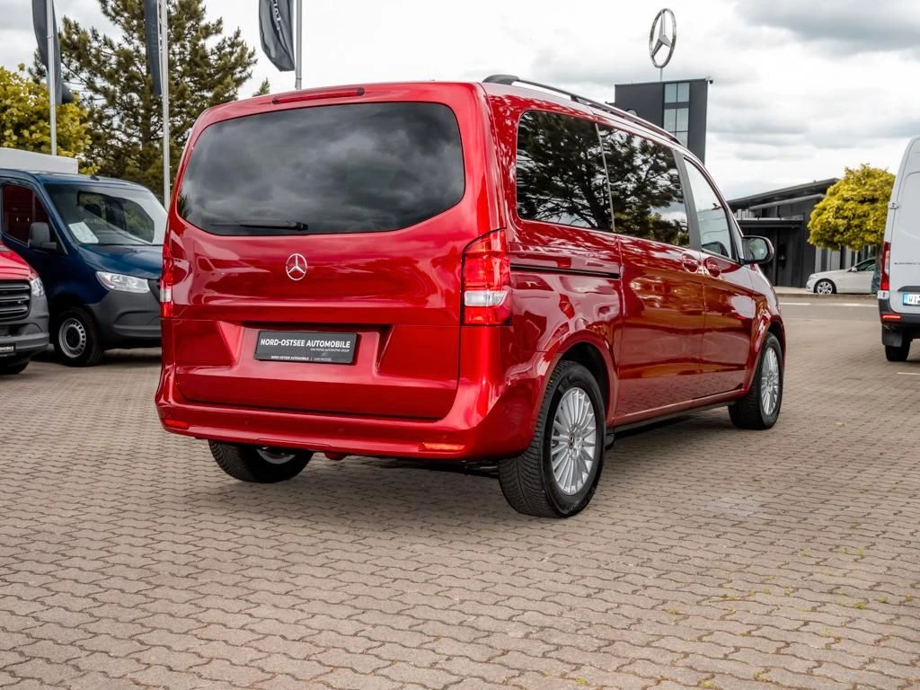 Mercedes-Benz-V-Klasse 220-image-4