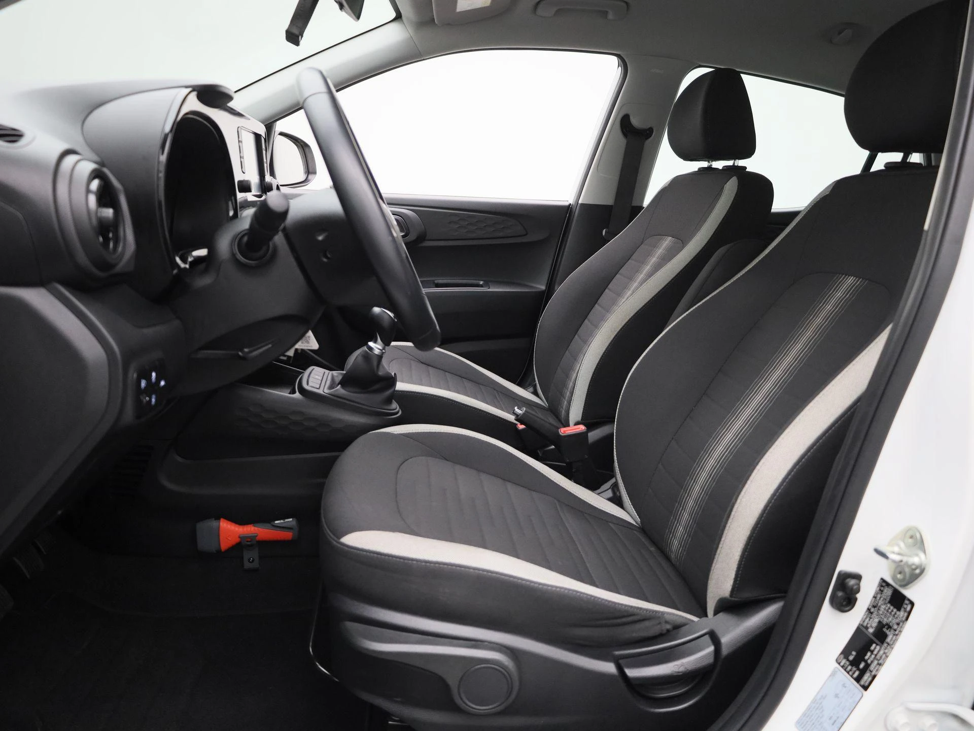 Hyundai-i10-image-10
