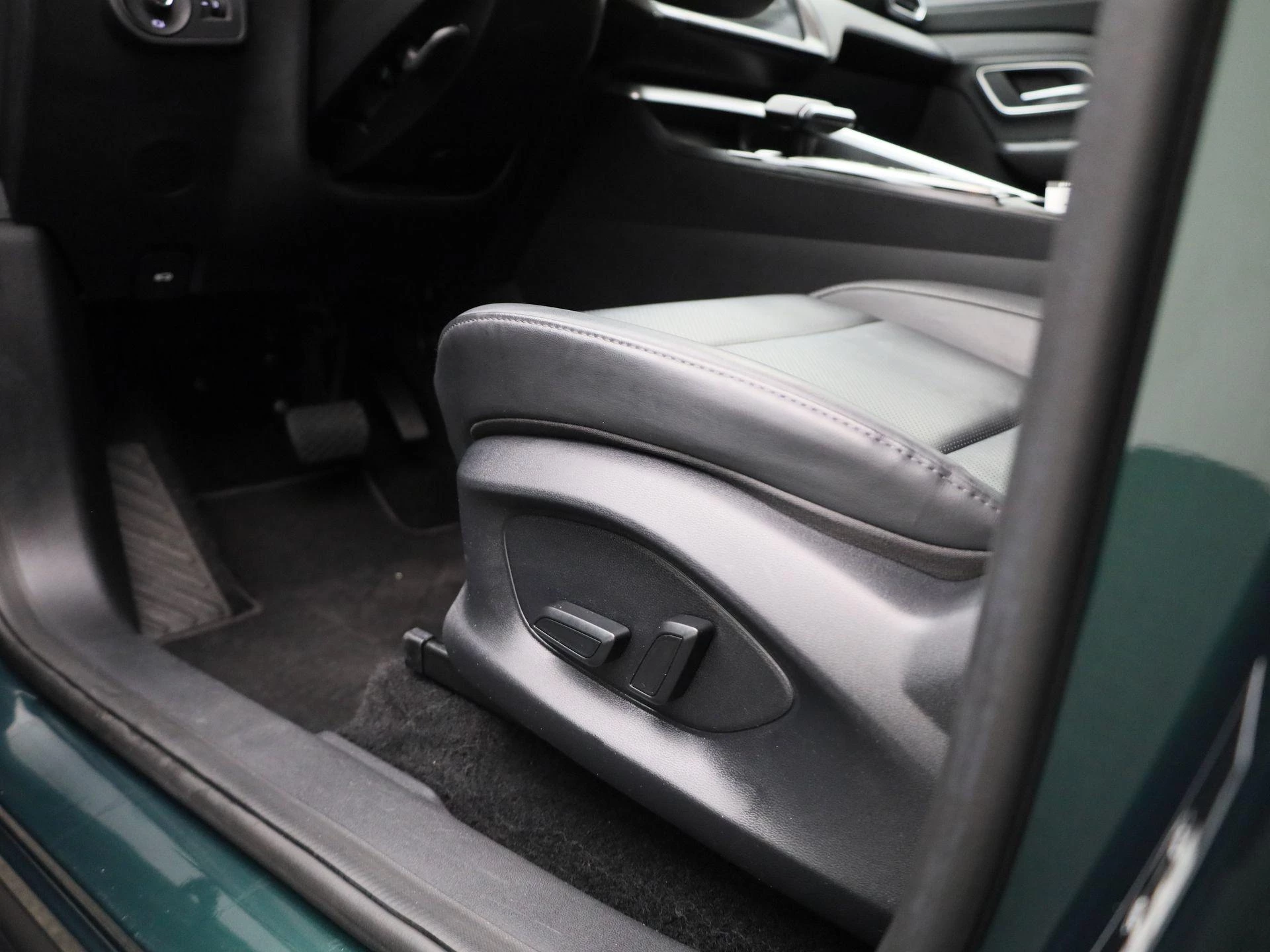MG-ZS-image-32