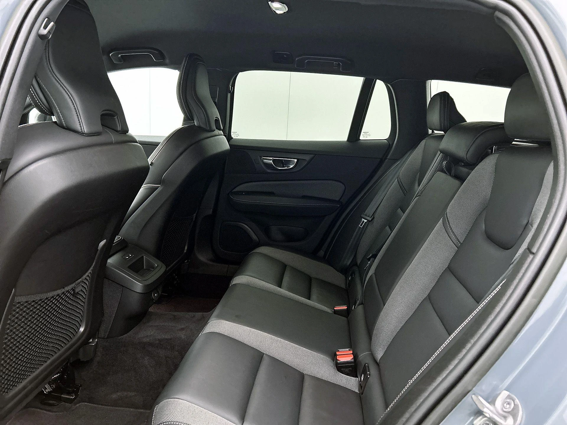 Volvo-V60-image-26