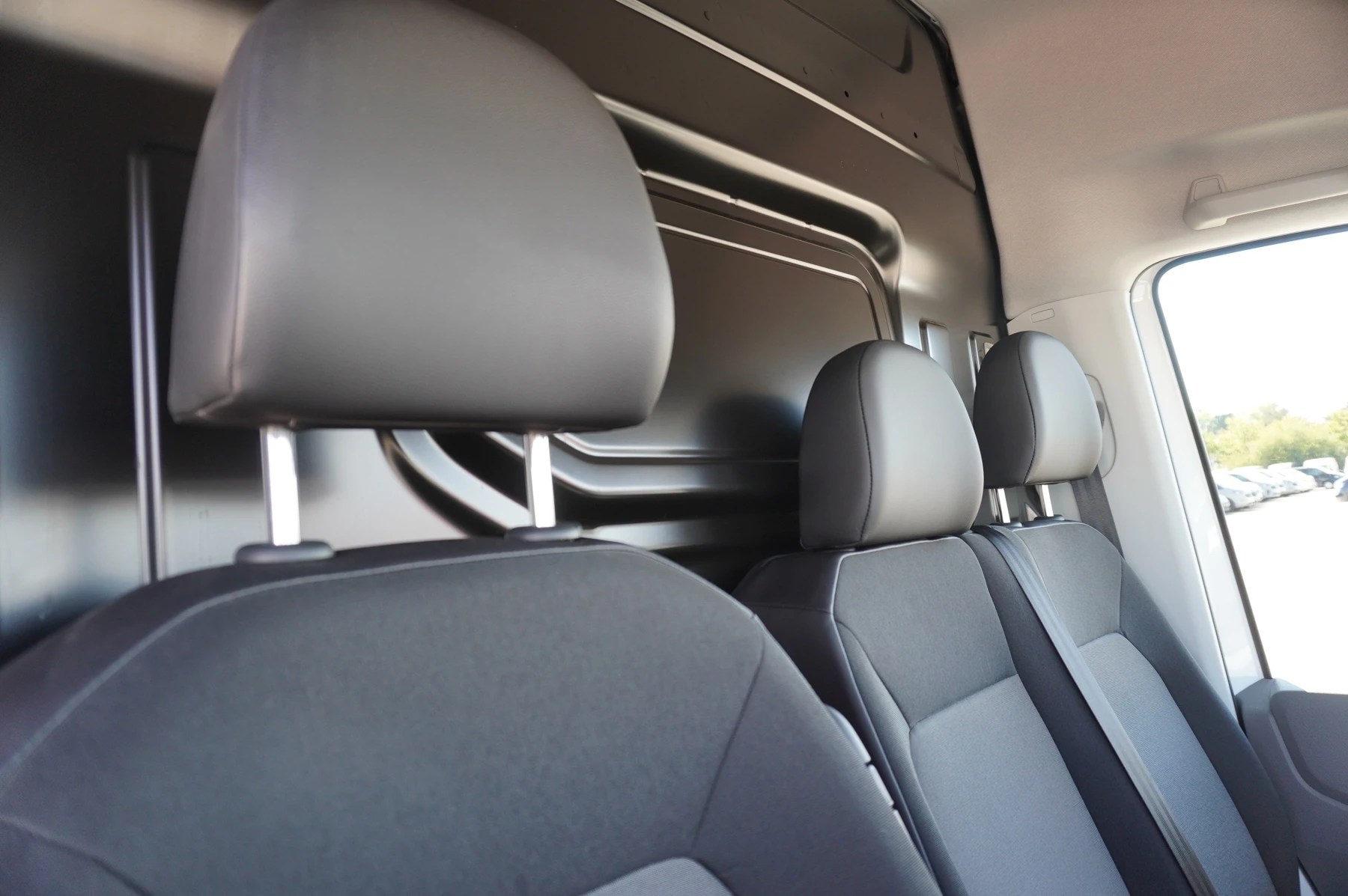 Volkswagen-Crafter-image-43
