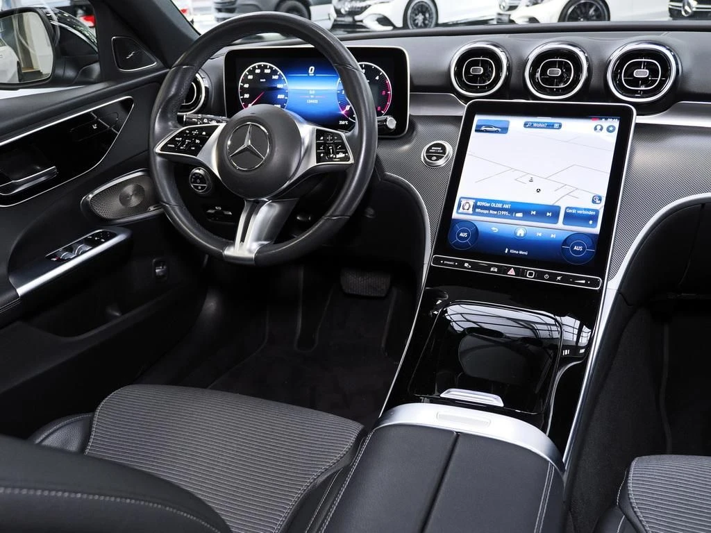 Mercedes-Benz-C-Klasse 200 d-image-10