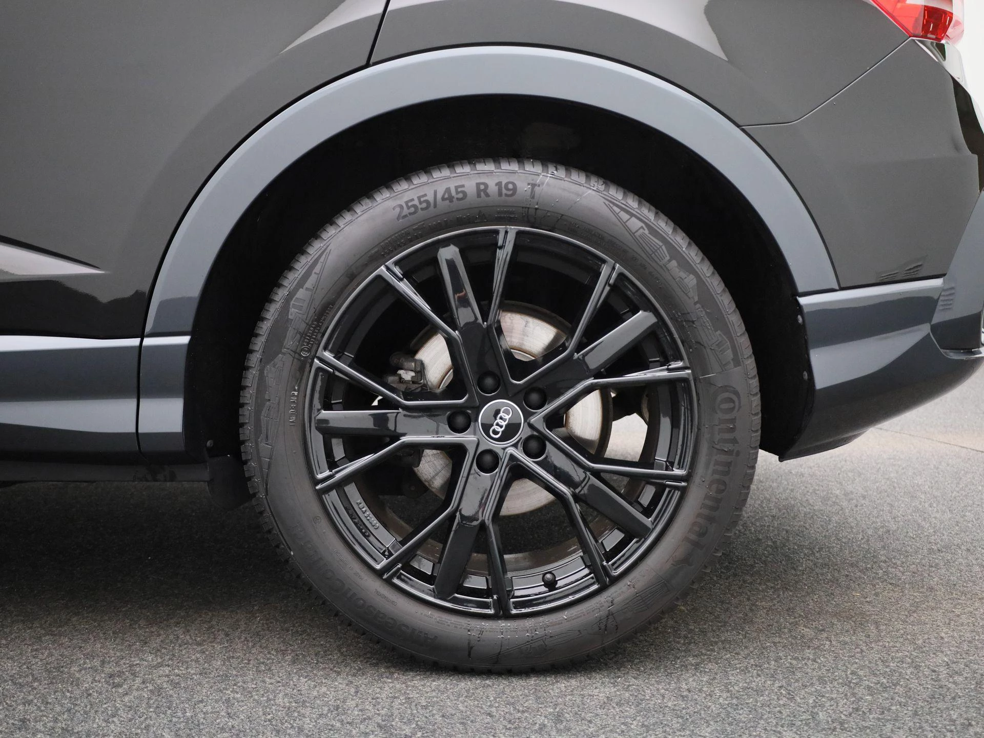 Audi-Q3-image-12