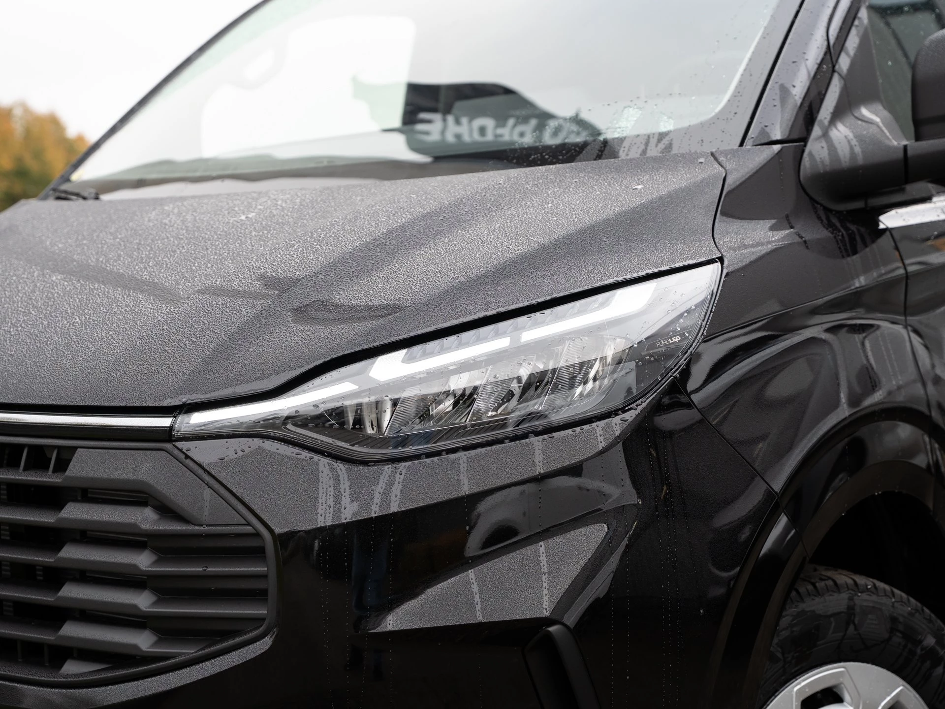 Ford-Transit Custom-image-4