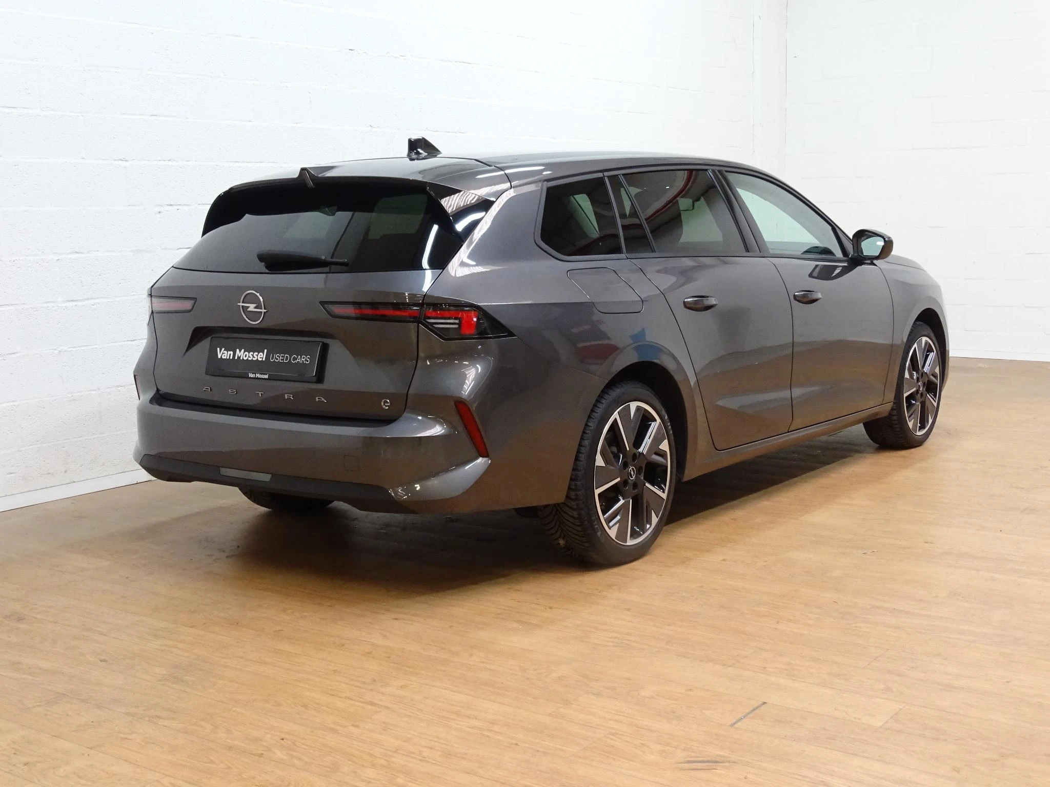 Opel-Astra-image-5