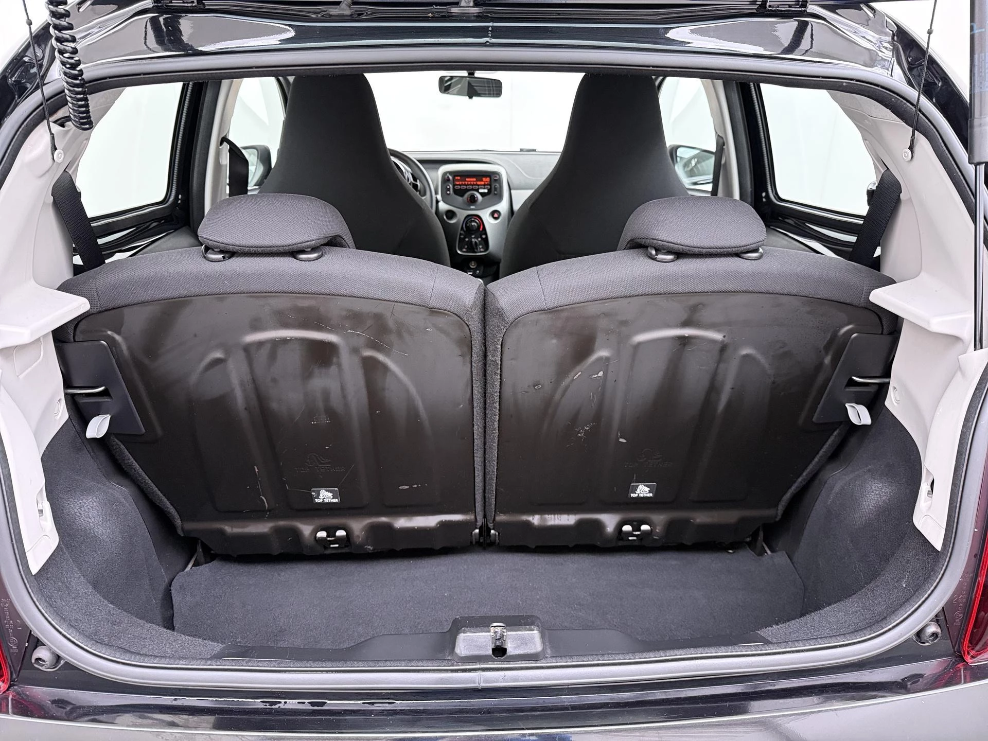 Peugeot-108-image-23
