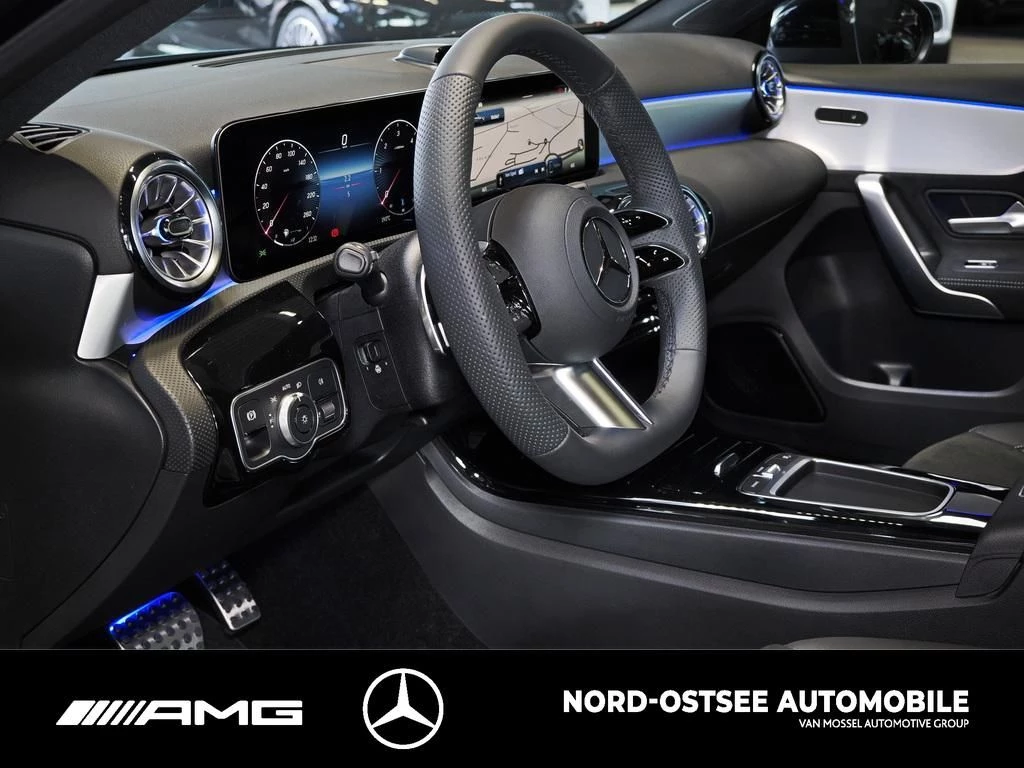 Mercedes-Benz A-Klasse 200 d AMG SPECIAL-EDITION NIGHT PANO 19-ZOLL AMG Line