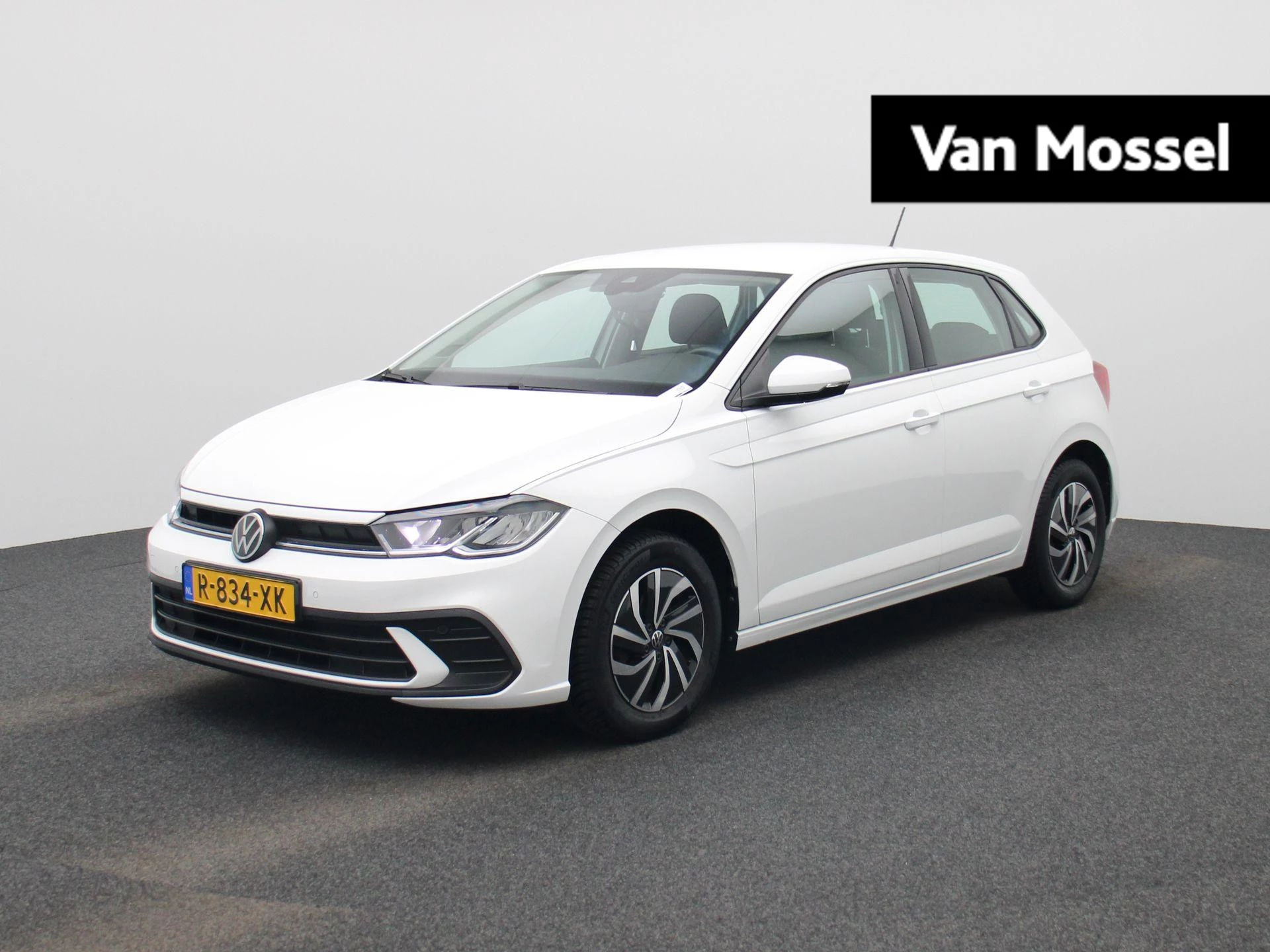 Volkswagen-Polo-image-0