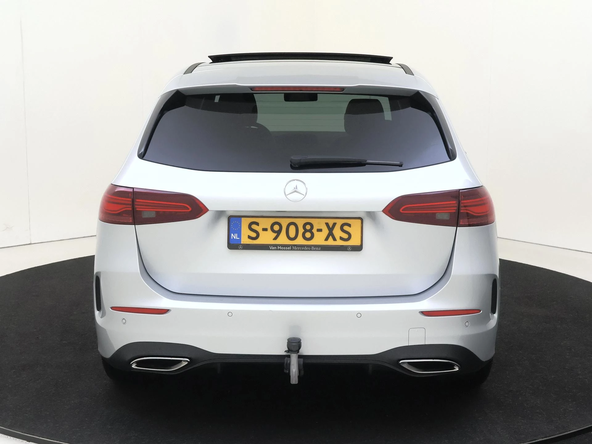Mercedes-Benz-B-Klasse-image-6