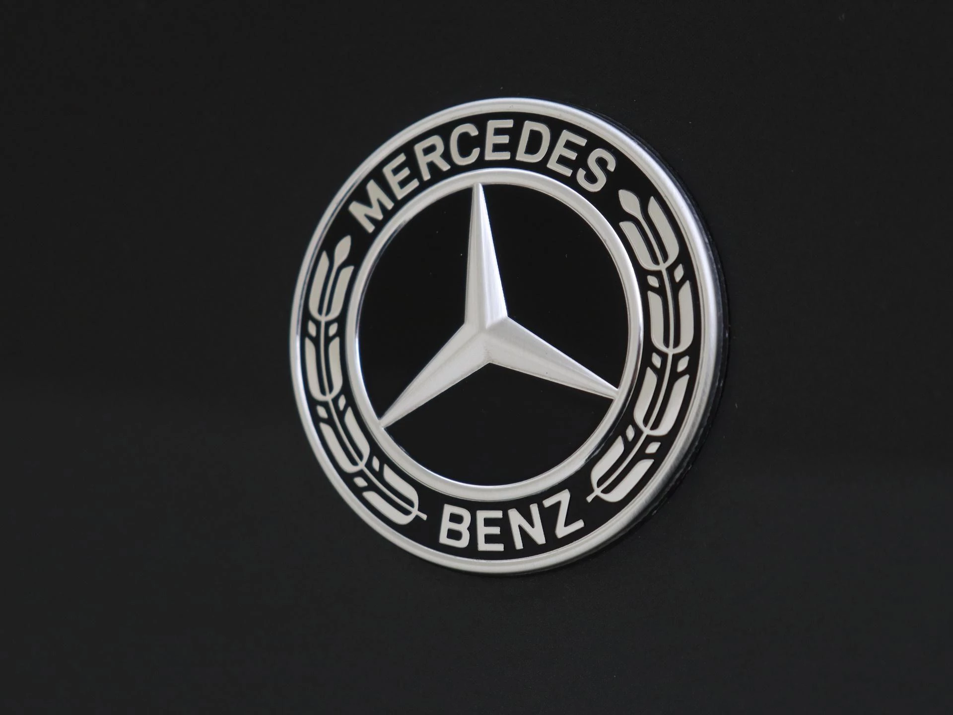 Mercedes-Benz E-Klasse 300 e AMG Line