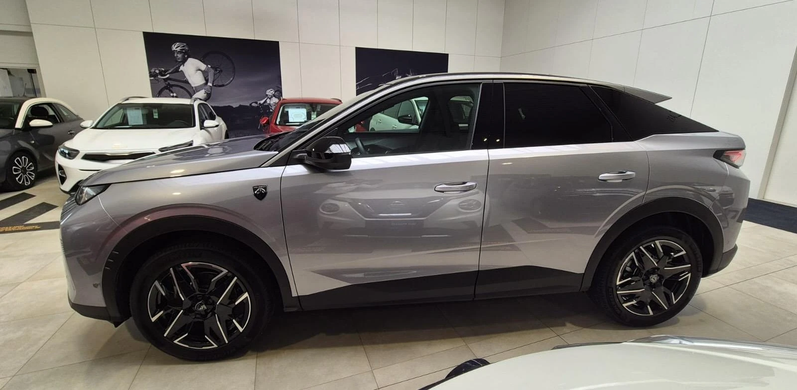 Peugeot 3008 1.2 HYBRID 145 e-DSC6 GT