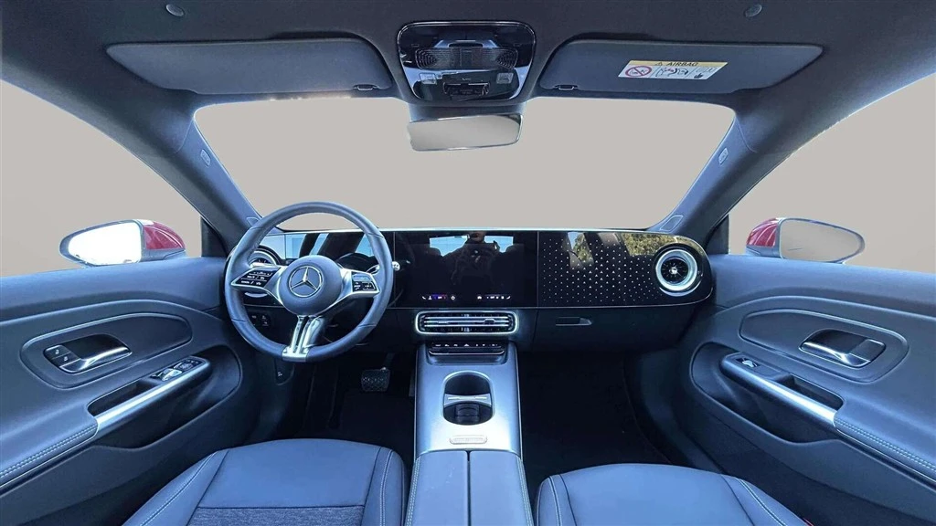 Mercedes-Benz-CLA-image-11