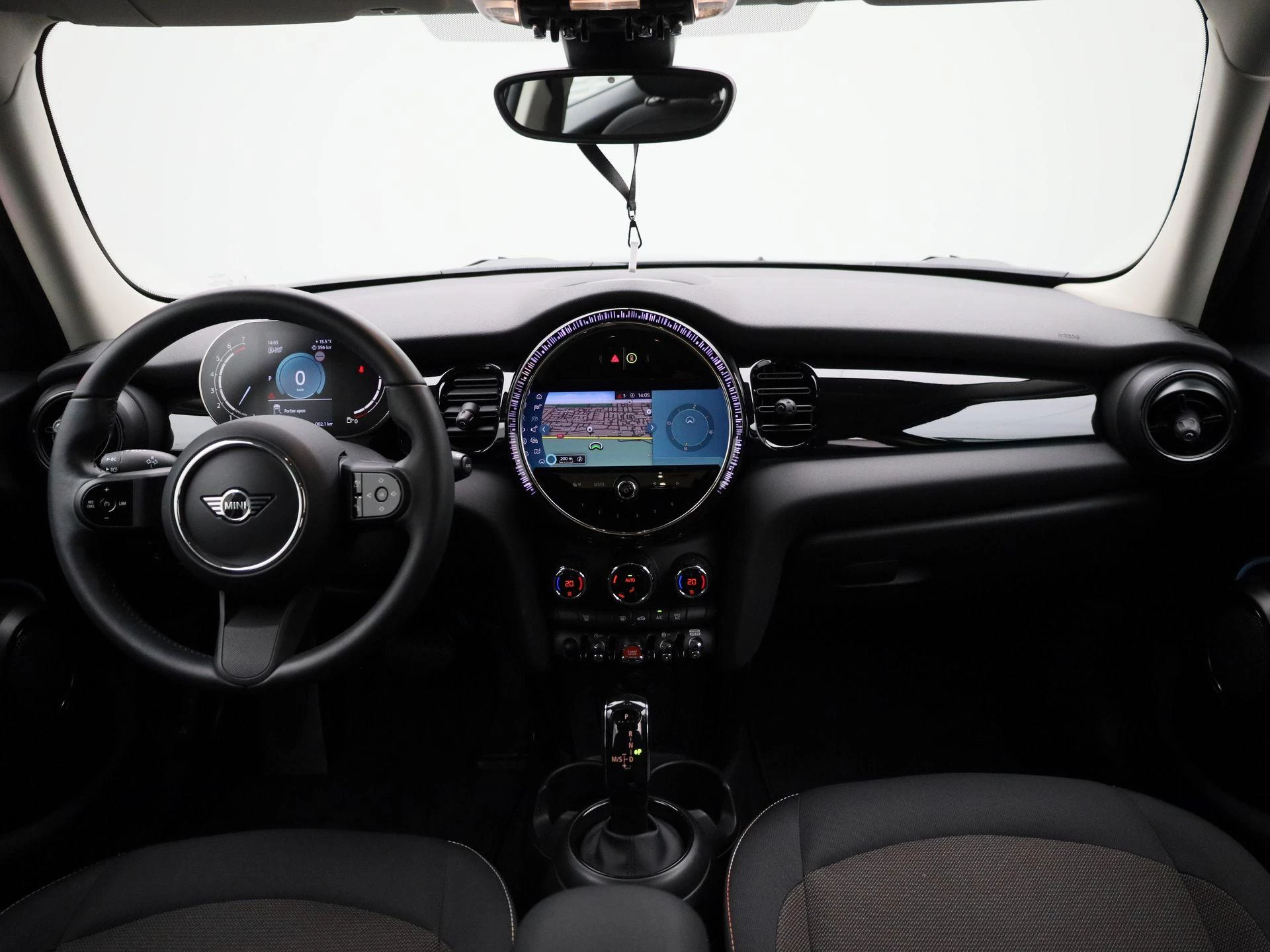 MINI Cooper Mini 5 door (100 kW)