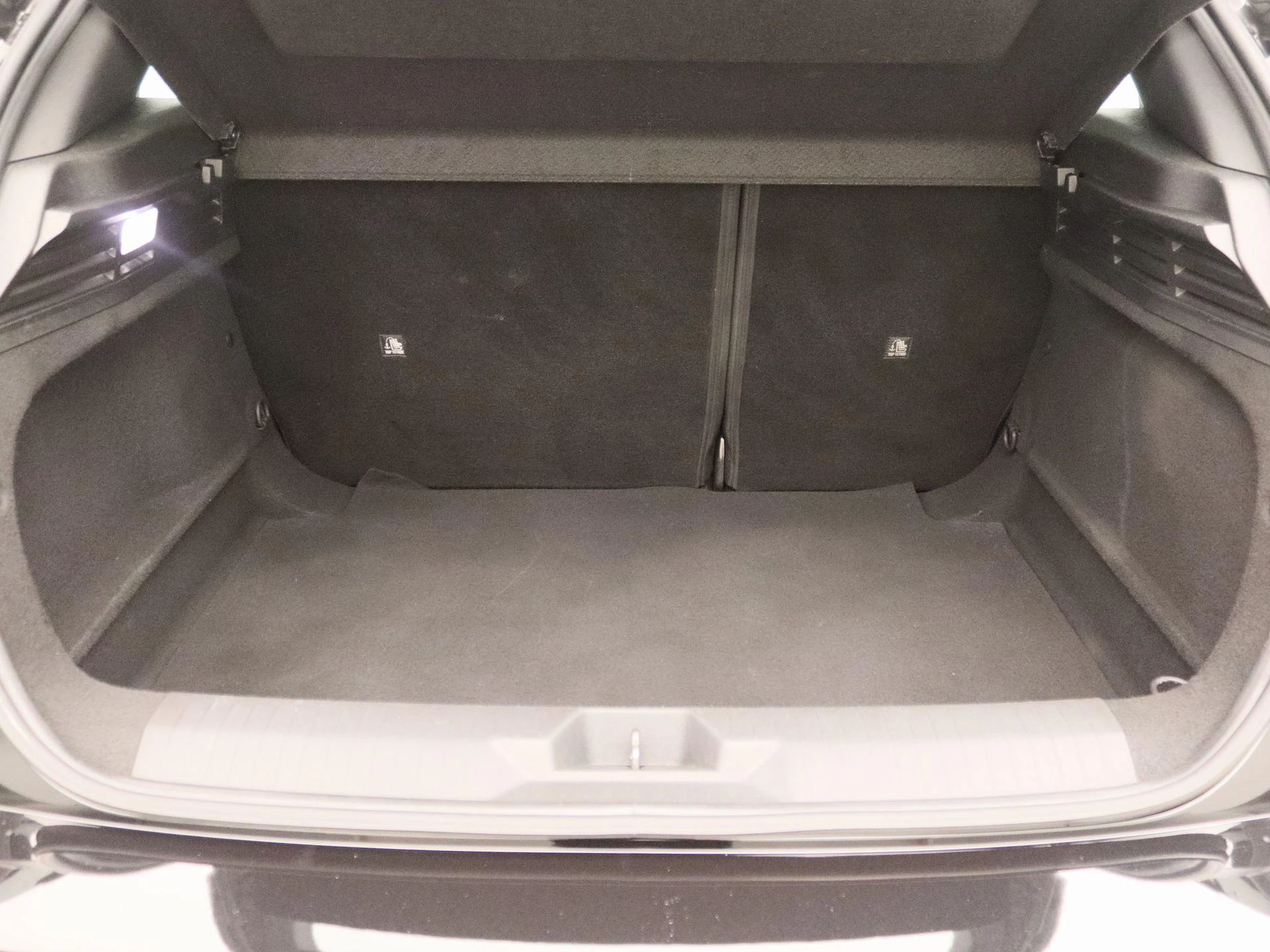 Opel-Astra-image-14
