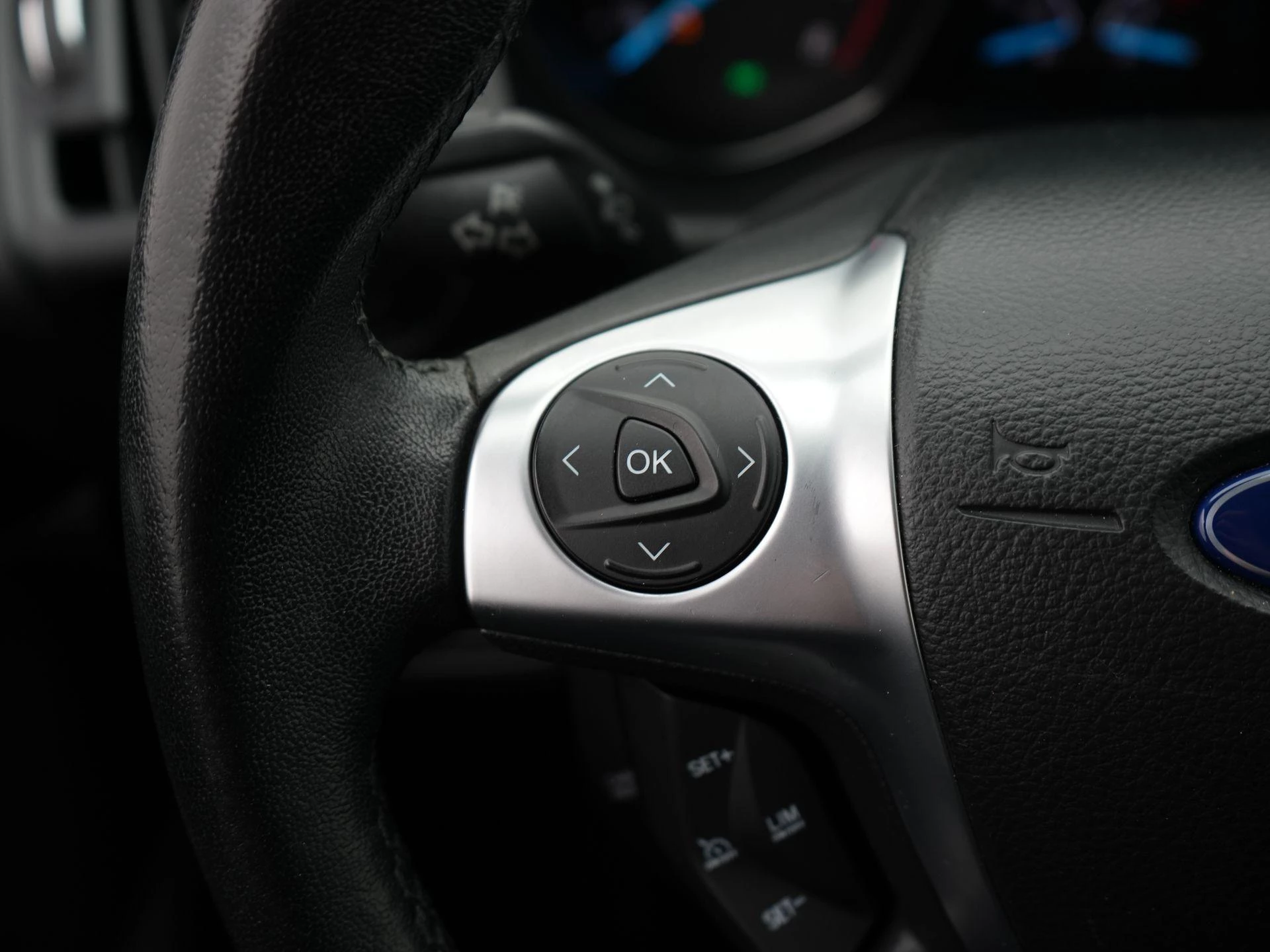 Ford-Kuga-image-17
