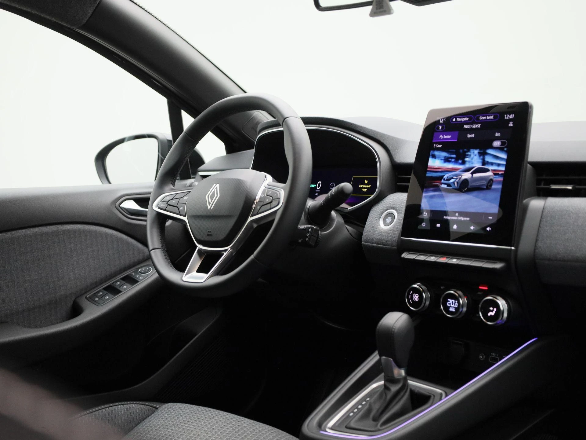 Renault-Clio-image-30