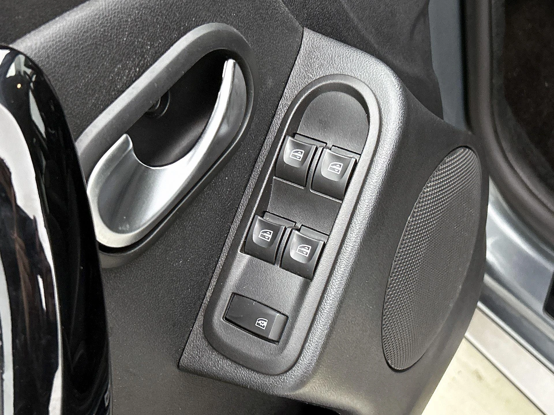 Dacia-Duster-image-27