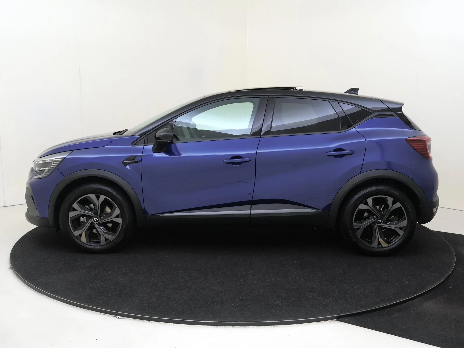 Renault-Captur-image-7