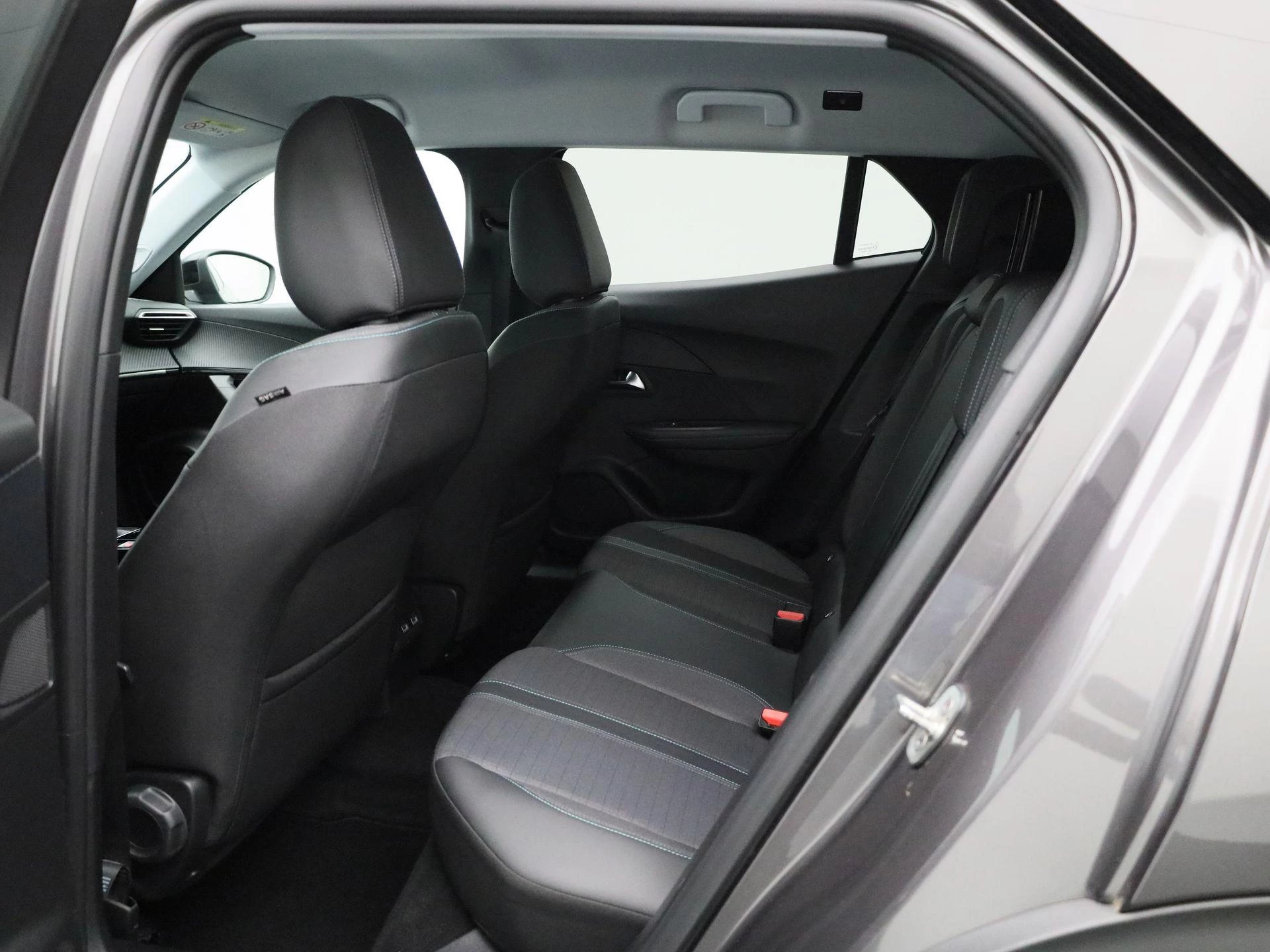 Peugeot 2008 1.5 BlueHDi S&S Allure Pack LED | Carplay | Camera