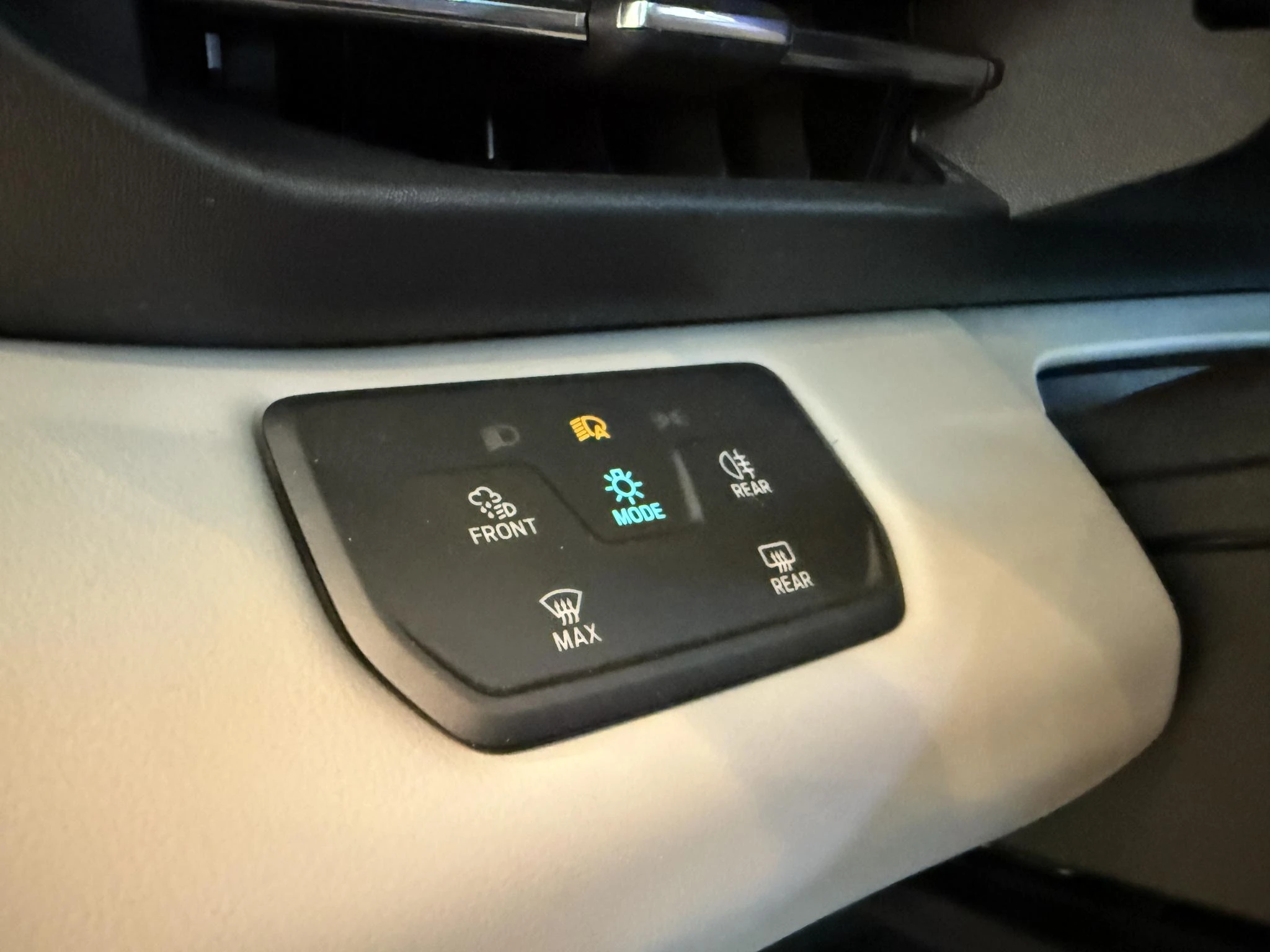 Ford-Explorer-image-14