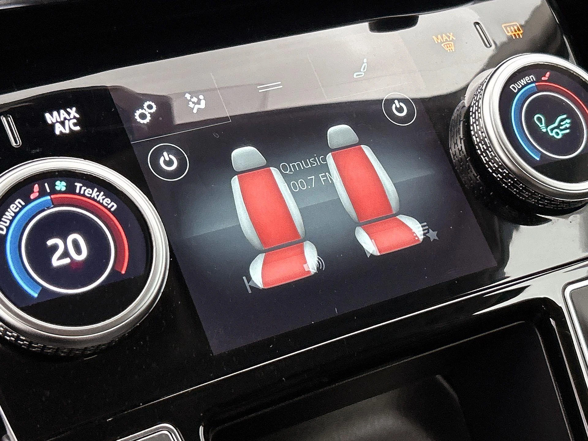 Jaguar-I-PACE-image-7