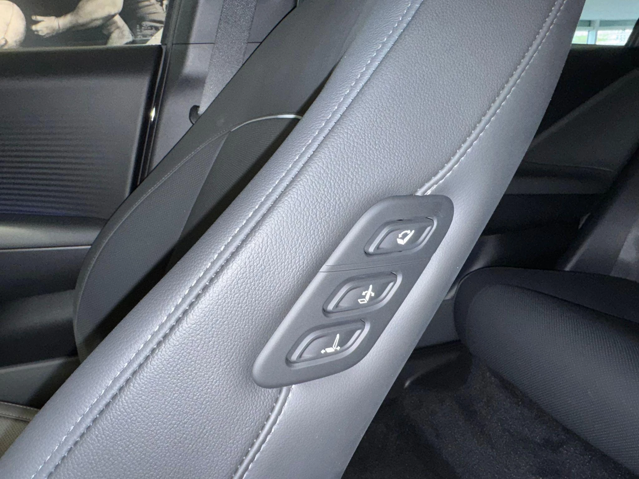 Hyundai-IONIQ 6-image-17