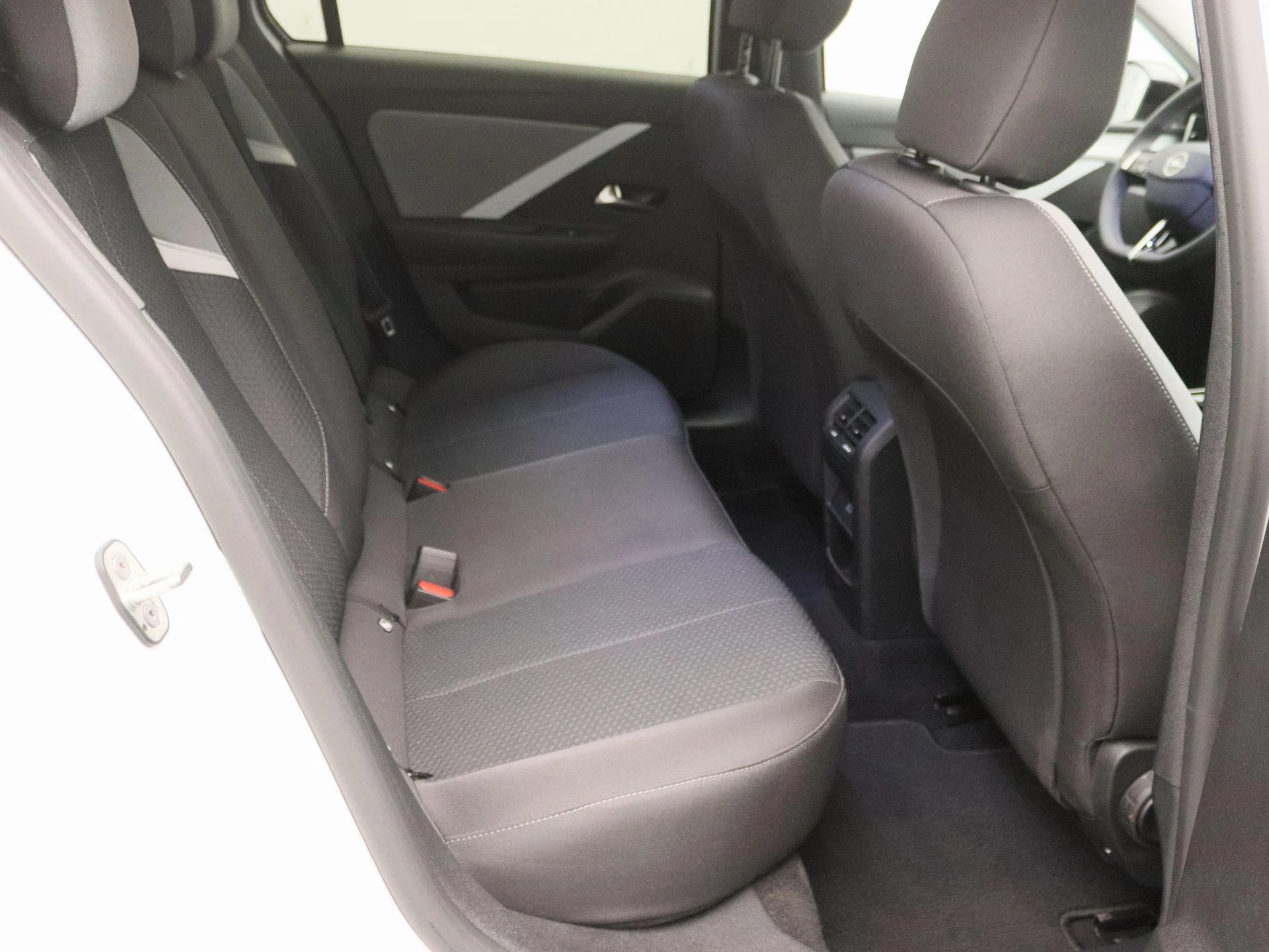 Opel-Astra-image-22